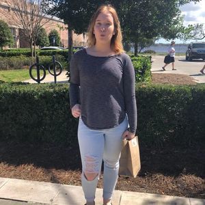 Meet your Posher, Samara